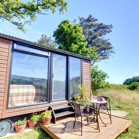 Shepherds Hut At Ridge Hall Стейтес Экстерьер фото